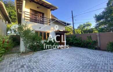 Imagem: A casa possui 3 Dormitórios, 4 Banheiros, 4 Vagas na garagem