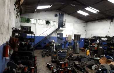 Imagem 10: Galpão à venda em Jardim Caguassu - SP