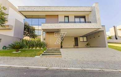 Imagem: A casa em condomínio possui 3 Dormitórios, 5 Banheiros, 2