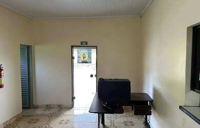 Imagem 6: Área com galpão, Jardim Novo Mundo, ao lado do terminal