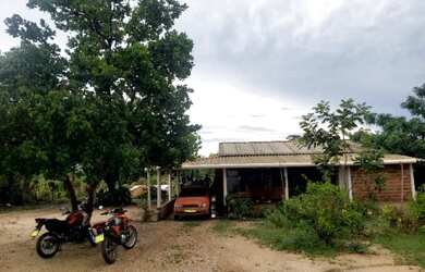 Imagem: A chácara possui 300.000m² de Área, Piscina e está localizado