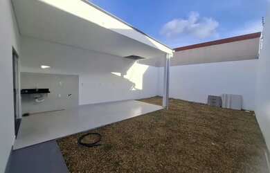 Imagem 11: VENDO LINDA CASA NO PARQUE DEZ 03QRTS. PRONTA PRA MORAR