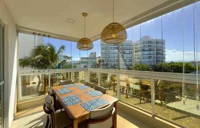 Imagem: O apartamento possui 3 Dormitórios, 3 Banheiros, 2 Vagas na