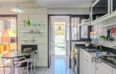 Imagem 13: Casa em Hípica. Piscina, Churrasqueira, Imóvel novoeLareira