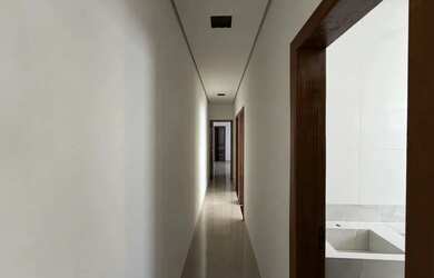 Imagem 10: Casa para Venda em Montes Claros, Interlagos, 3 dormitórios, 1 suíte, 2 banheiros, 2 vagas