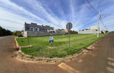 Imagem: O terreno possui 511m² de Área e está localizado em Lote