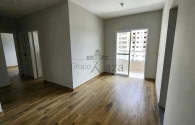 Imagem: O apartamento possui 2 Dormitórios, 2 Banheiros, 2 Vagas na