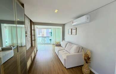 Imagem: O apartamento possui 3 Dormitórios, 2 Banheiros, 2 Vagas na