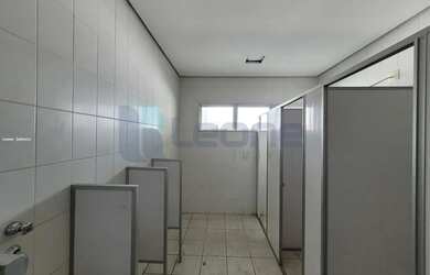 Imagem 10: Galpão para Locação em Itapevi, Itaqui, 6 banheiros, 10 vagas