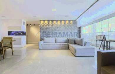 Imagem: O apartamento à venda possui 4 Dormitórios, 5 Banheiros, 3