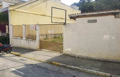 Imagem: O terreno possui 303m² de Área e está localizado em Cantagalo