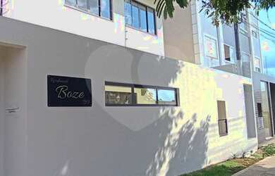 Imagem: O apartamento possui 4 Dormitórios, 1 Banheiro, 3 Vagas na