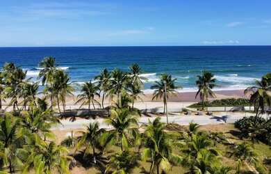 Imagem: A casa possui 3 Dormitórios e 2 Vagas na garagem e está localizado