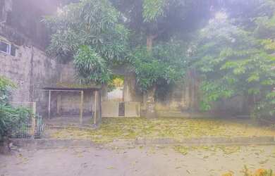 Imagem: A casa possui 2 Dormitórios, 1 Banheiro, 2 Vagas na garagem