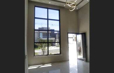 Imagem: A casa em condomínio possui 3 Dormitórios, 5 Banheiros, 3