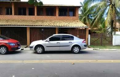 Imagem: A casa possui 2 Dormitórios, 3 Banheiros, 1 Vaga na garagem