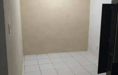 Imagem: A casa possui 1 Dormitório, 1 Banheiro e está localizado