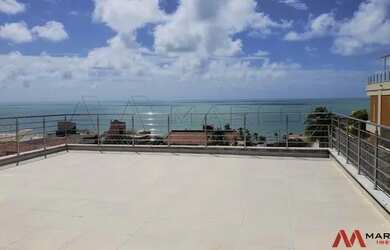 Imagem: A casa possui 4 Dormitórios, 3 Banheiros, 5 Vagas na garagem