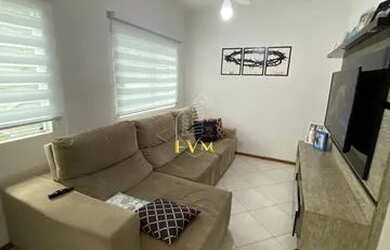 Imagem: A casa possui 5 Dormitórios, 3 Banheiros, 2 Vagas na garagem