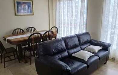 Imagem: O apartamento possui 2 Dormitórios, 1 Banheiro, 2 Vagas na