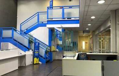 Imagem 14: IMÓVEL Ambientes integrados Andar inteiro Conexão à internet Escada Gesso - Sanca - Teto