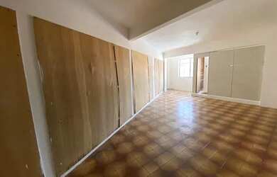 Imagem: A casa possui 4 Dormitórios, 4 Banheiros, 390m² de Área e