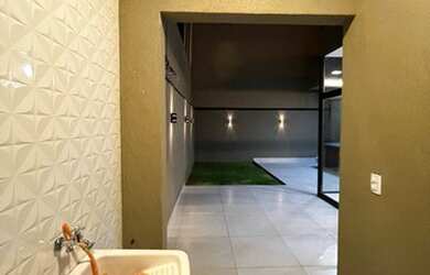 Imagem 5: Casa à Venda no Bairro Village Fama, Bady Bassitt com 3 Quartos por R$...