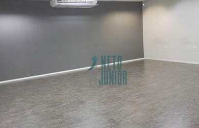 Imagem 13: IMÓVEL Ambientes integrados Andar inteiro Conexão à internet Escada Gesso - Sanca - Teto