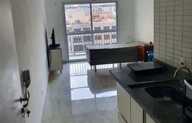 Imagem: O studio possui 1 Dormitório, 1 Banheiro, 28m² de Área e