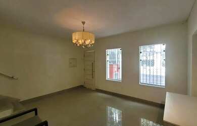 Imagem 4: Sobrado para venda possui 117 metros quadrados com 2 quartos em Santo...