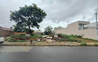 Imagem: O terreno possui 720m² de Área e está localizado em Independência