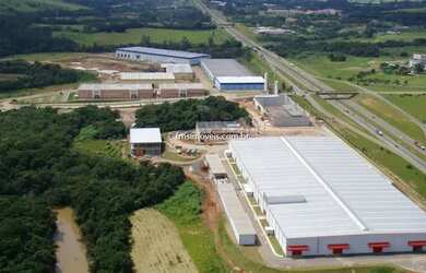 Imagem 12: Galpão Comercial para Locação em Atibaia-SP, Bairro Ponte Alta 3 Banheiros,...