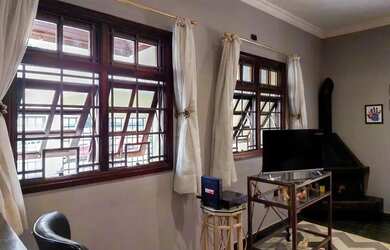 Imagem 14: Casa à venda em Cotia, Jardim Semiramis, com 3 quartos, com 209 m²