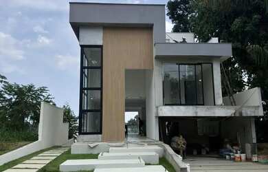 Imagem: A casa em condomínio possui 3 Dormitórios, 2 Banheiros, 4