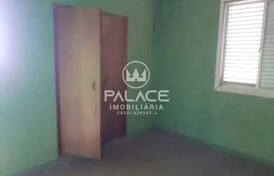 Imagem 4: Casa de rua / Residencial / Centro