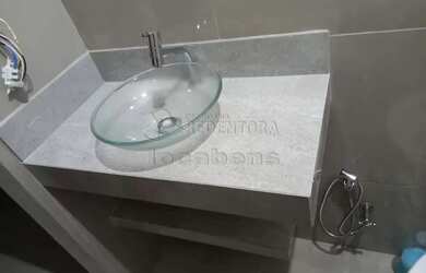 Imagem 5: Santa Regina casa de 02 dormitórios com 01 vaga de garagem