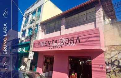 Imagem: A casa possui 2 Dormitórios, 2 Banheiros, 200m² de Área e