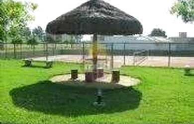 Imagem 5: Lote em Condomínio Village La Montagne 360 m², Segurança 24h e Lazer...