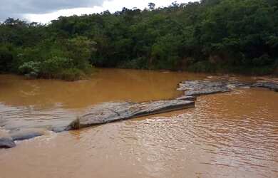 Imagem: A chácara possui 75000m² de Área e está localizado em Corinto