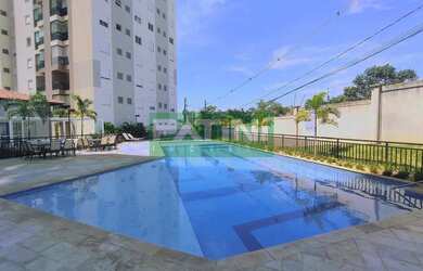 Imagem: O apartamento possui 2 Dormitórios, 2 Banheiros, 1 Vaga na