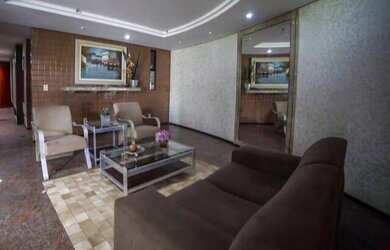 Imagem: O apartamento possui 4 Dormitórios, 4 Banheiros, 2 Vagas na