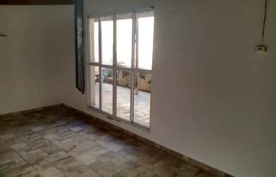 Imagem: A casa possui 3 Dormitórios, 3 Banheiros, 2 Vagas na garagem