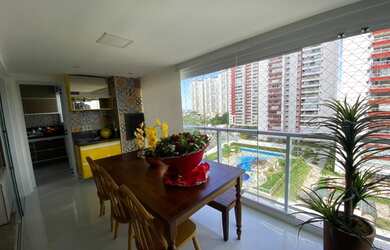 Imagem: O apartamento possui 3 Dormitórios, 2 Banheiros, 2 Vagas na