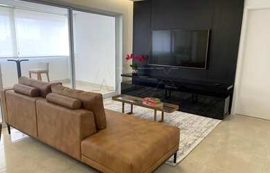 Imagem: O apartamento possui 3 Dormitórios, 5 Banheiros, 3 Vagas na