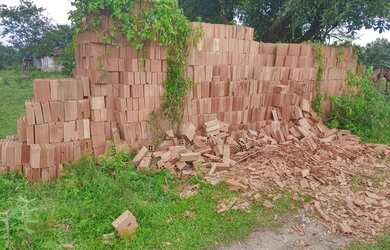 Imagem: O terreno à venda possui 720m² de Área e está localizado