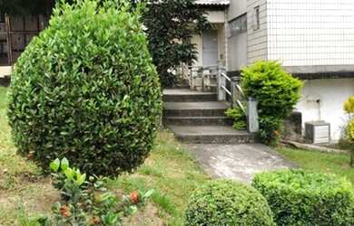 Imagem: O apartamento possui 2 Dormitórios, 1 Banheiro, 2 Vagas na