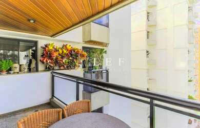 Imagem: O apartamento possui 3 Dormitórios, 5 Banheiros, 3 Vagas na