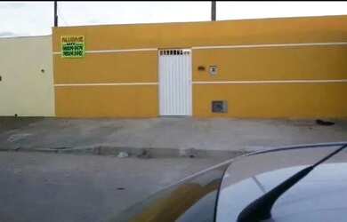 Imagem: A casa possui 1 Dormitório e 1 Banheiro e está localizado