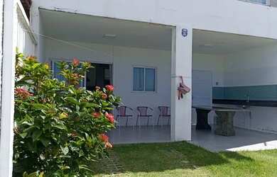 Imagem: A casa possui 5 Dormitórios, 3 Banheiros, 1 Vaga na garagem