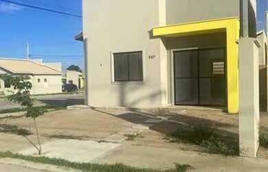 Imagem: A casa em condomínio possui 2 Dormitórios, 2 Banheiros, 1